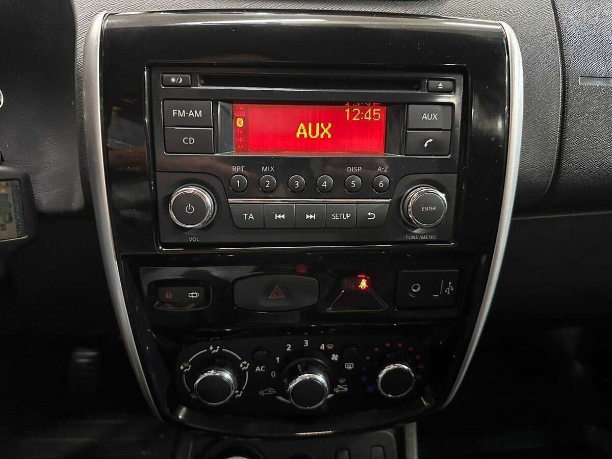 Ниссан Террано б/у, 2014, Механическая. Фото: #11