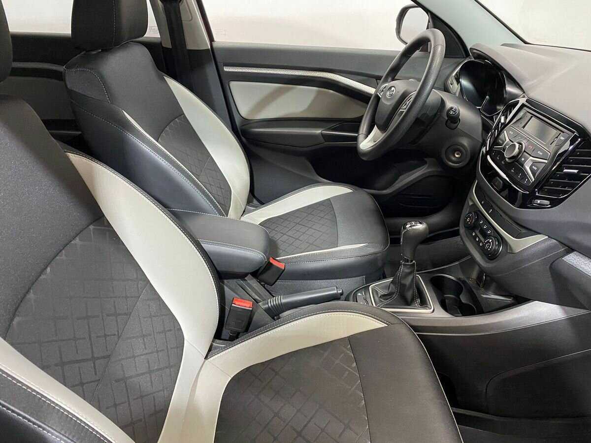 Лада (ВАЗ) Веста б/у, 2020, Механическая. Фото: #9