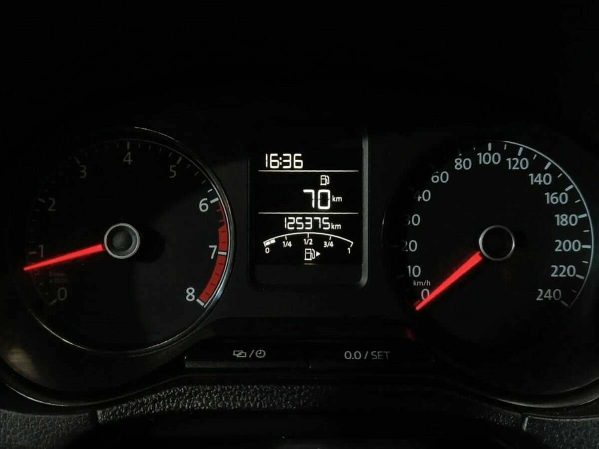 Фольксваген Поло б/у, 2016, Механическая. Фото: #11