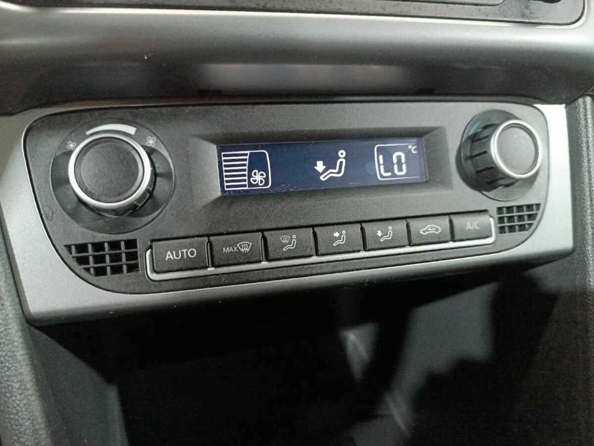 Фольксваген Поло б/у, 2016, Механическая. Фото: #13