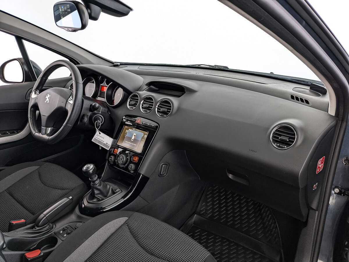 Пежо 408 б/у, 2020, Механическая. Фото: #8