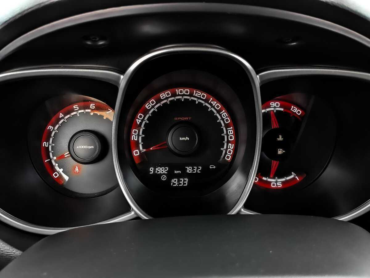 Лада (ВАЗ) Веста б/у, 2019, Механическая. Фото: #11