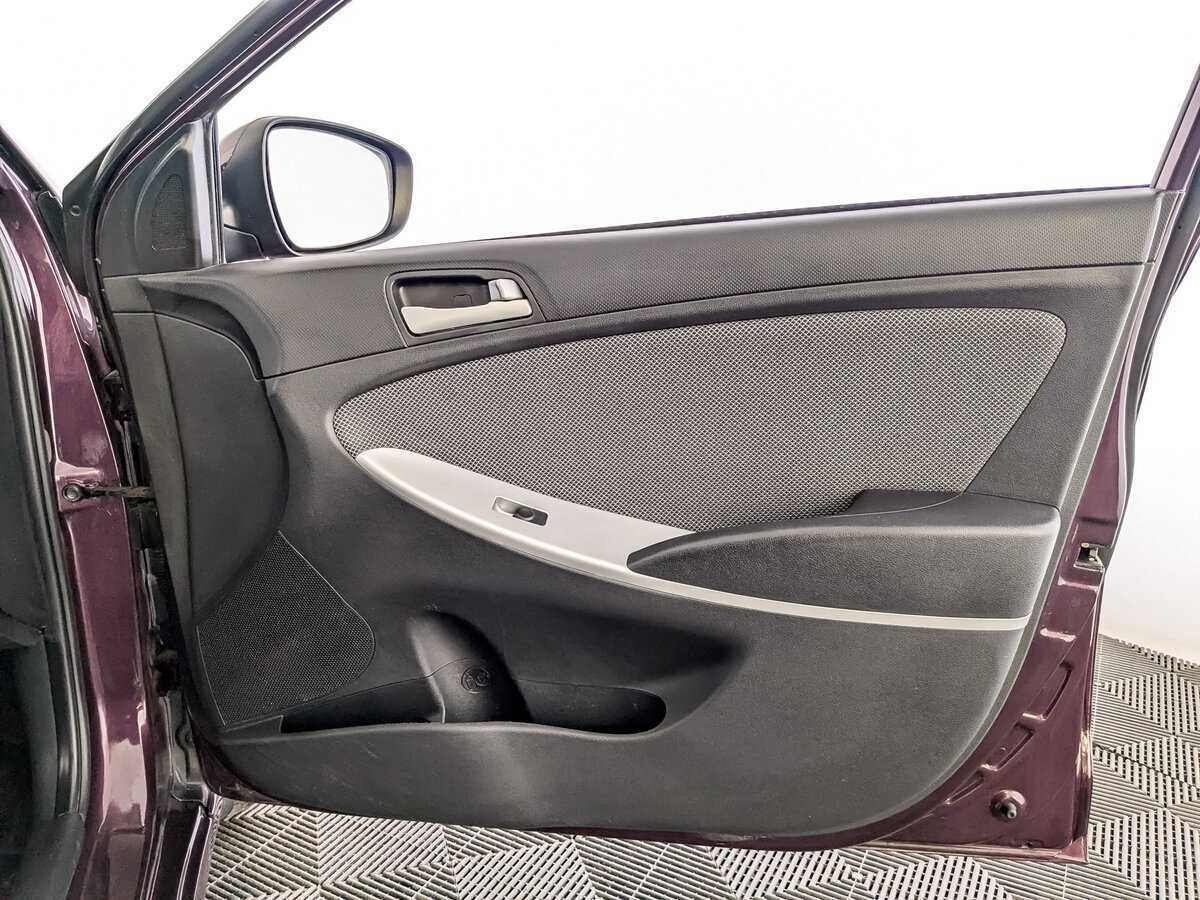 Хендай Солярис б/у, 2012, Автоматическая. Фото: #19