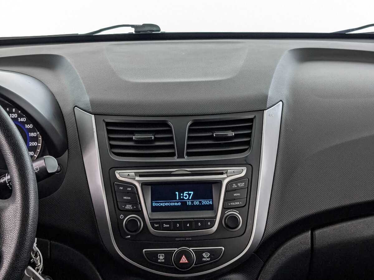 Хендай Солярис б/у, 2015, Автоматическая. Фото: #12