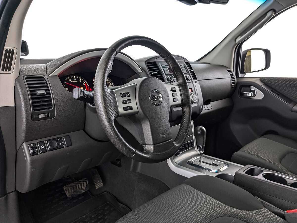 Ниссан Патфайндер б/у, 2012, Автоматическая. Фото: #10