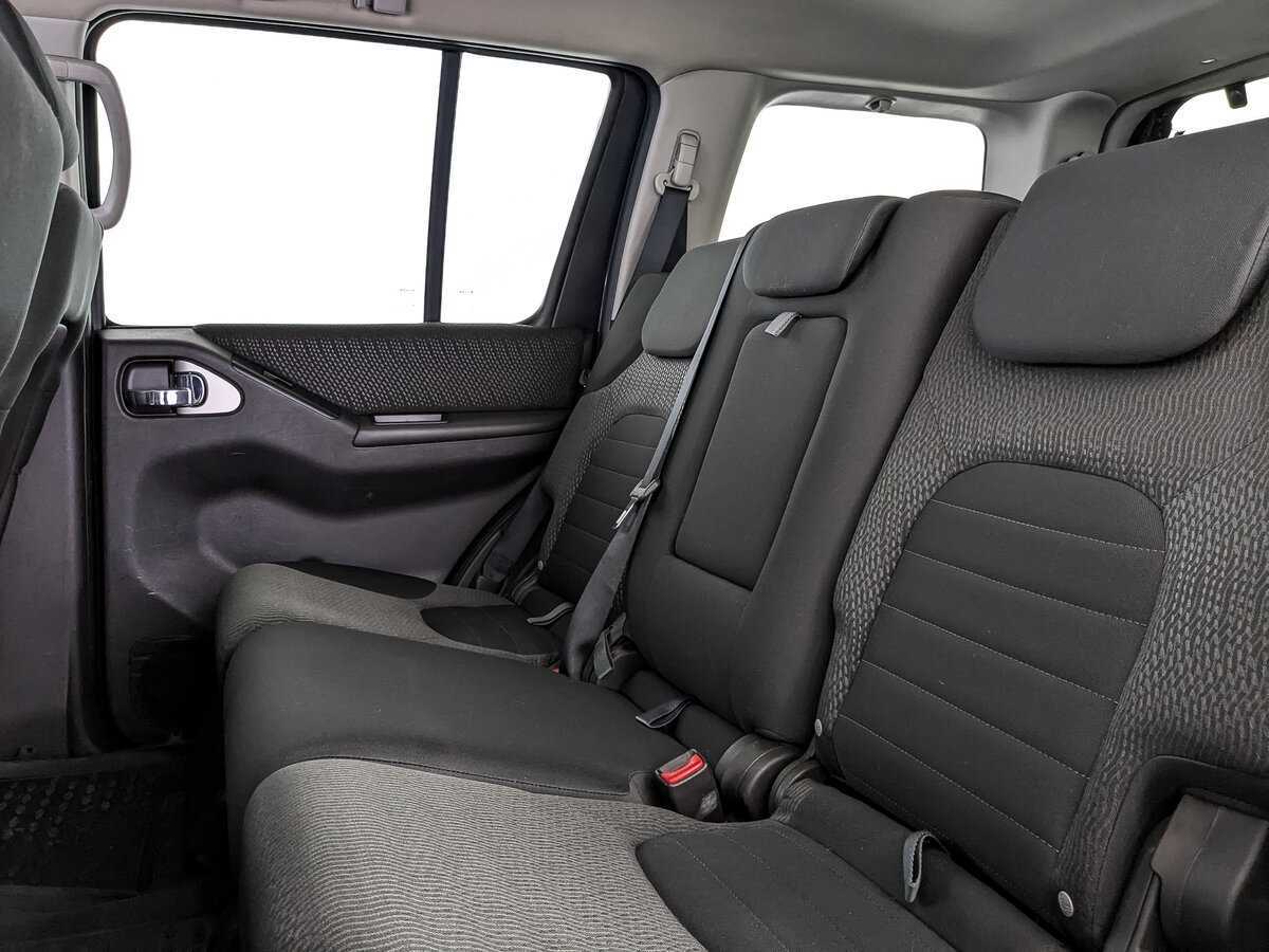 Ниссан Патфайндер б/у, 2012, Автоматическая. Фото: #13