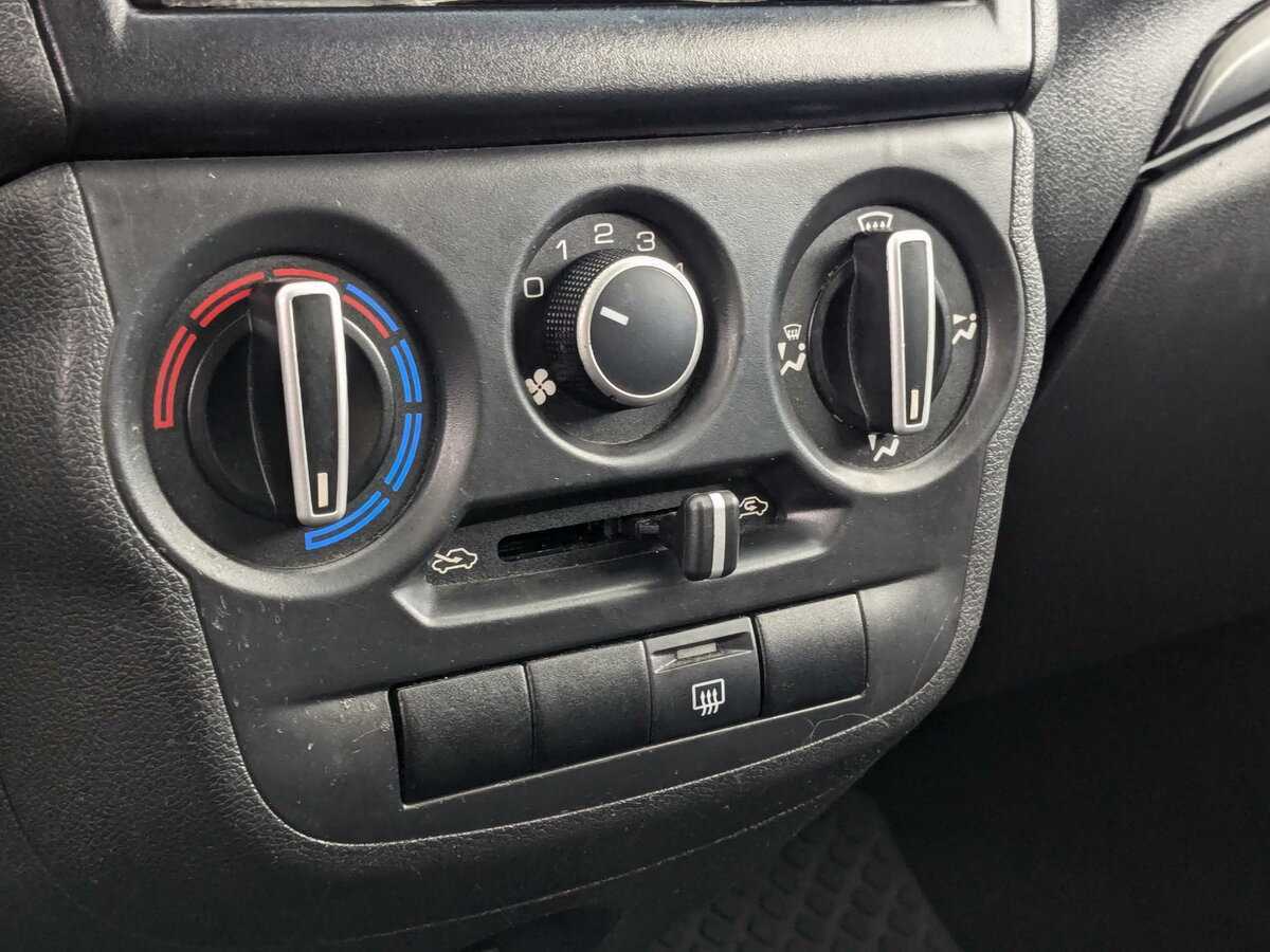 Лада (ВАЗ) Гранта б/у, 2021, Механическая. Фото: #9