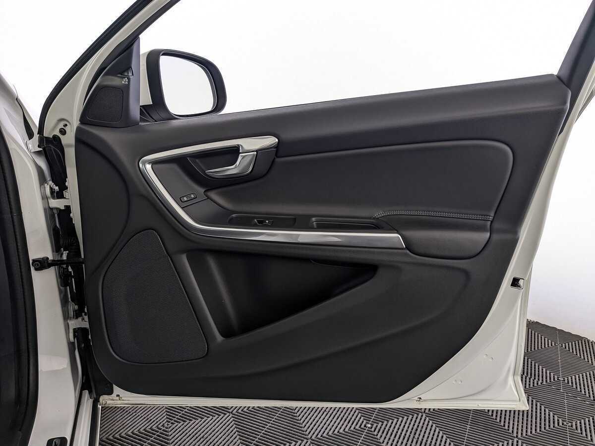 Вольво С60 б/у, 2017, Автоматическая. Фото: #18