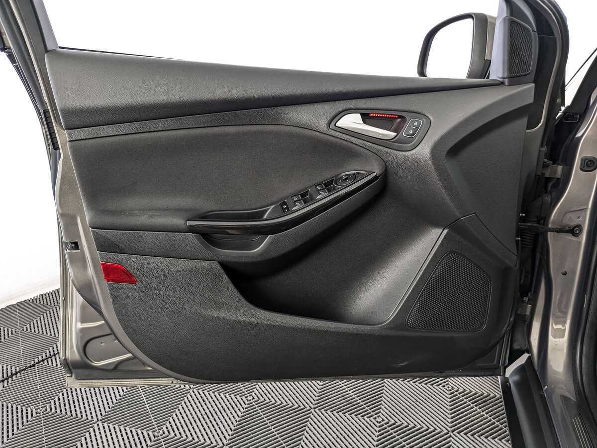 Форд Фокус б/у, 2017, Автоматическая. Фото: #14