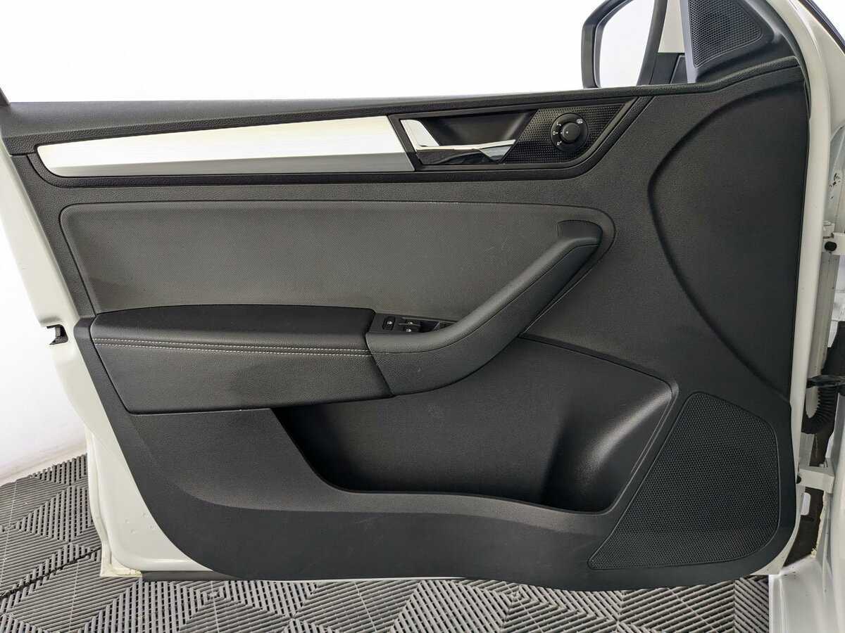 Шкода Рапид б/у, 2019, Механическая. Фото: #11