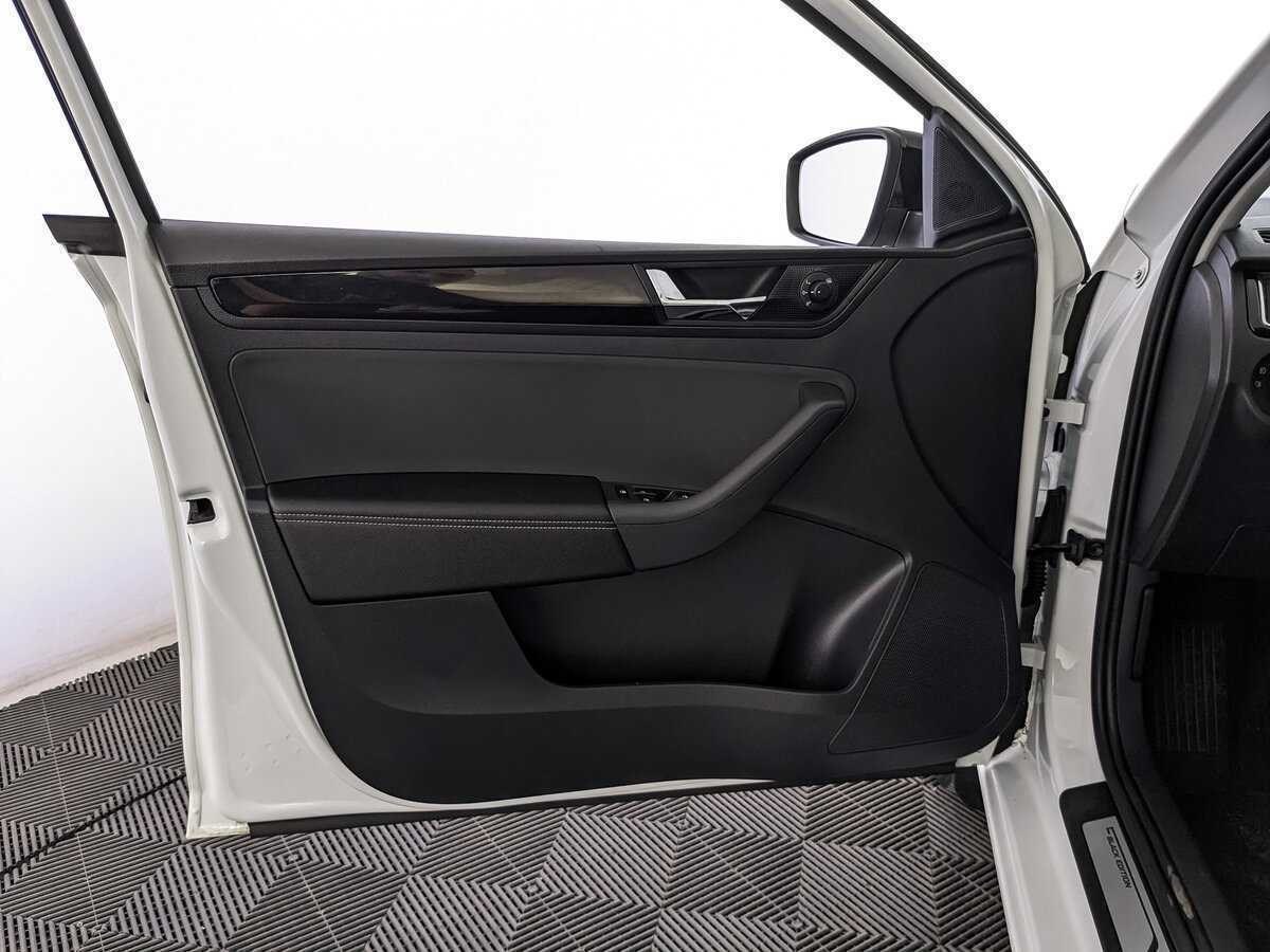 Шкода Рапид б/у, 2019, Роботизированная. Фото: #14