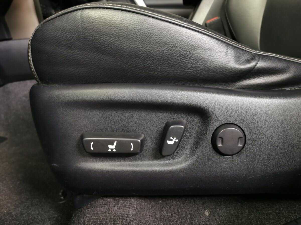 Тойота Рав4 б/у, 2014, Автоматическая. Фото: #17