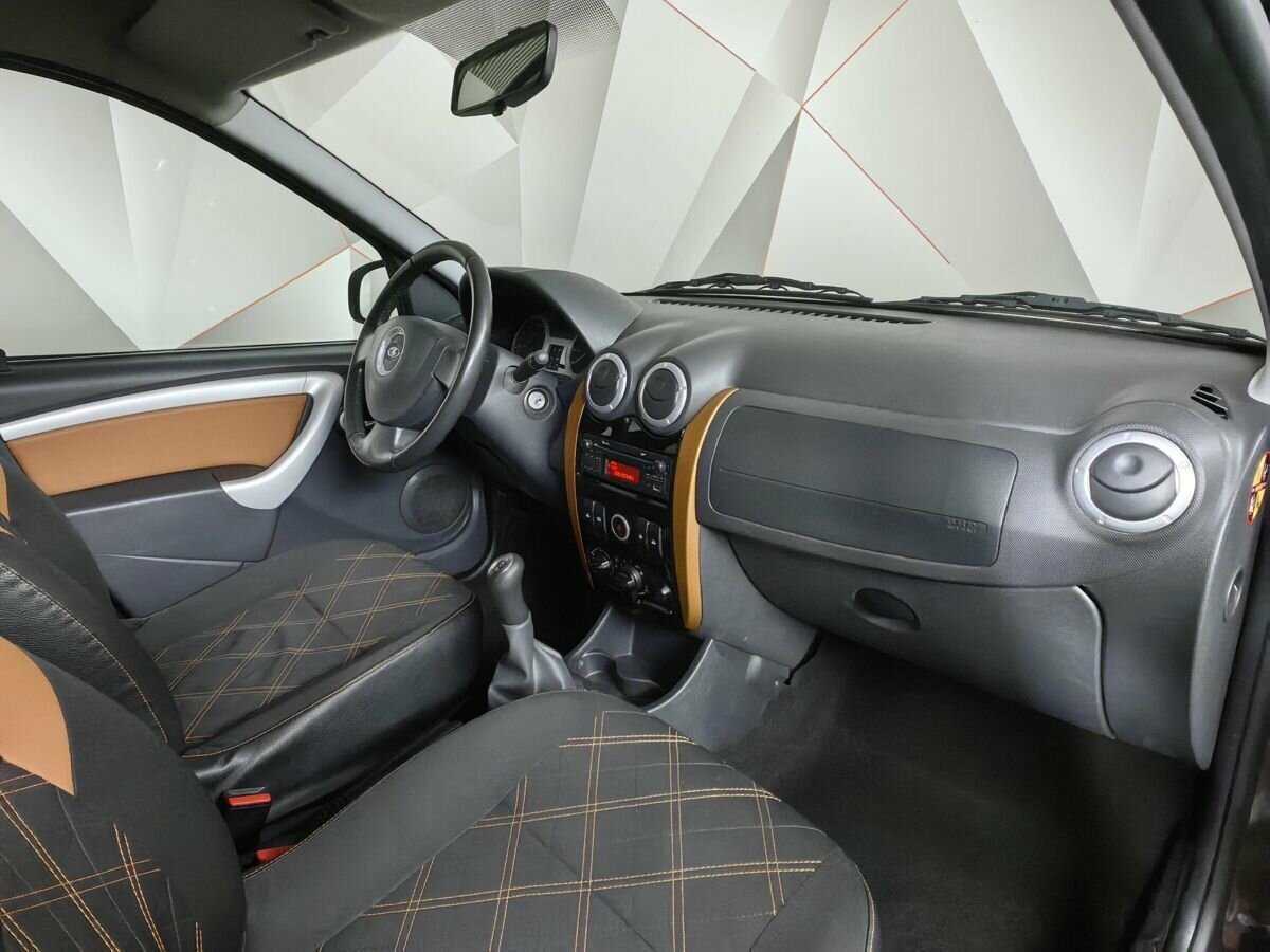 Лада (ВАЗ) Ларгус б/у, 2015, Механическая. Фото: #8