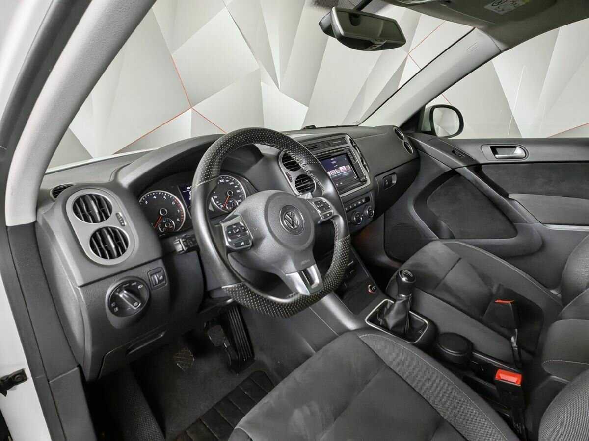 Фольксваген Тигуан б/у, 2016, Механическая. Фото: #12