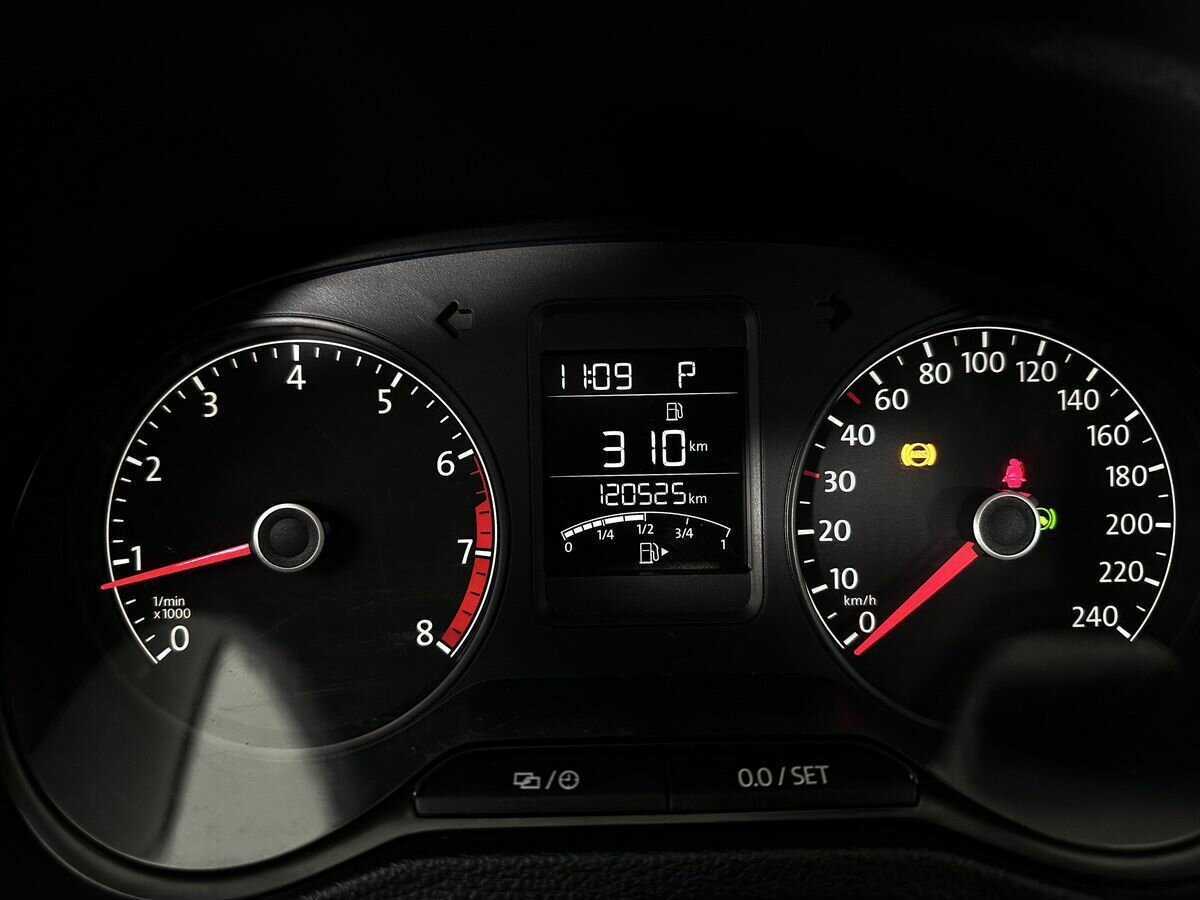 Фольксваген Поло б/у, 2016, Автоматическая. Фото: #10