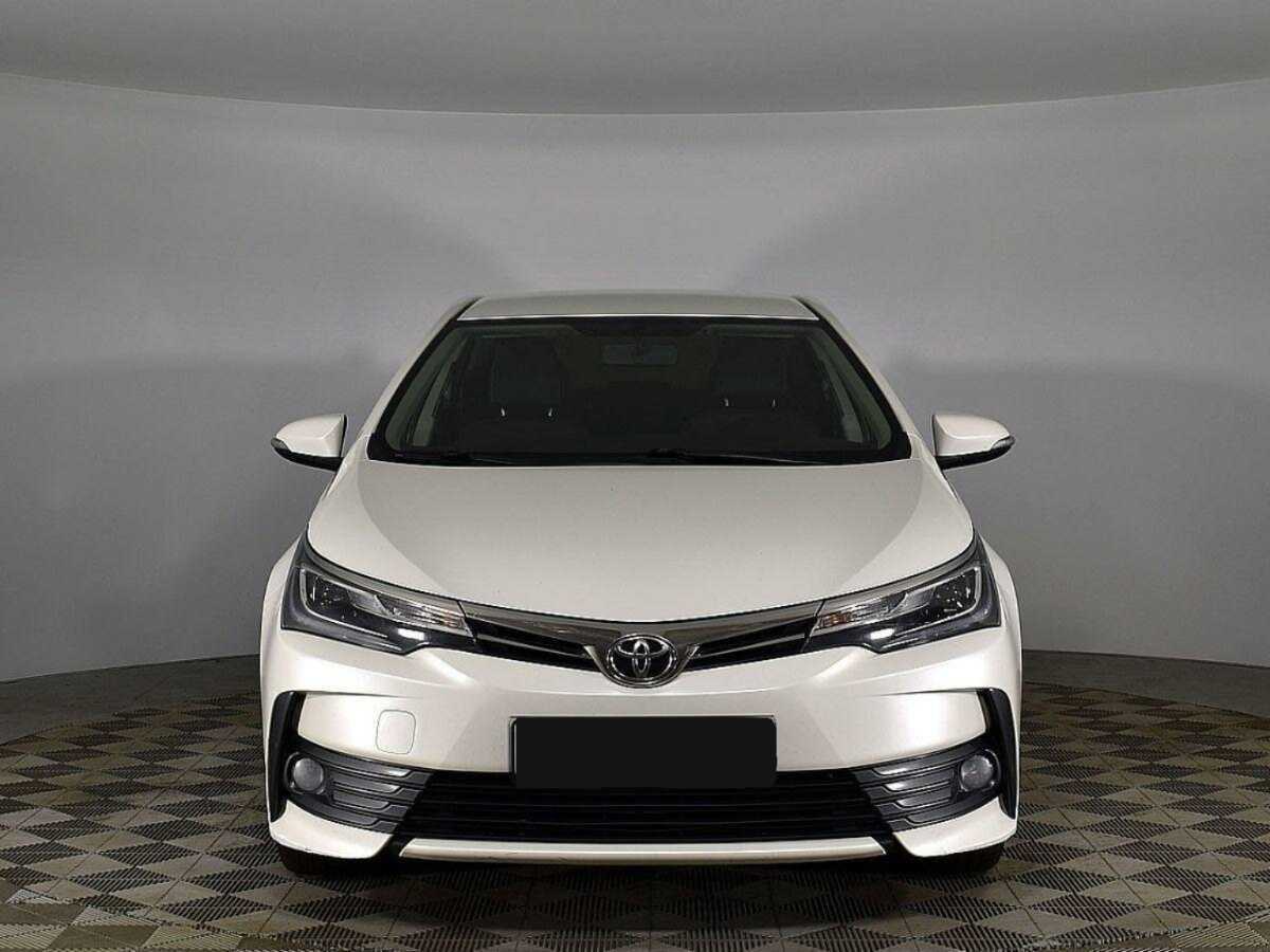 Тойота Королла б/у, 2017, Вариатор. Фото: #2