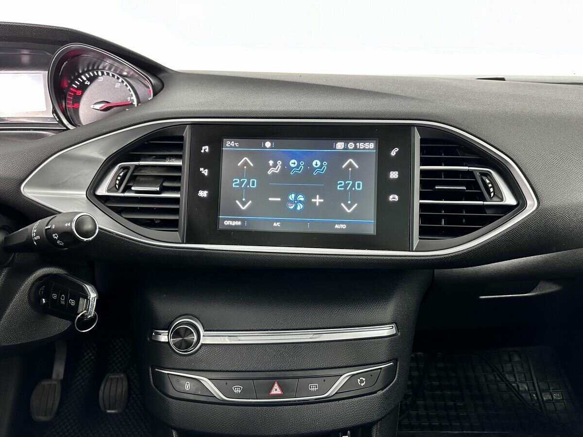 Пежо 308 б/у, 2018, Механическая. Фото: #10