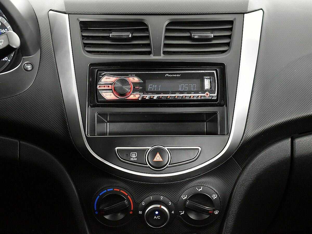 Хендай Солярис б/у, 2014, Автоматическая. Фото: #12