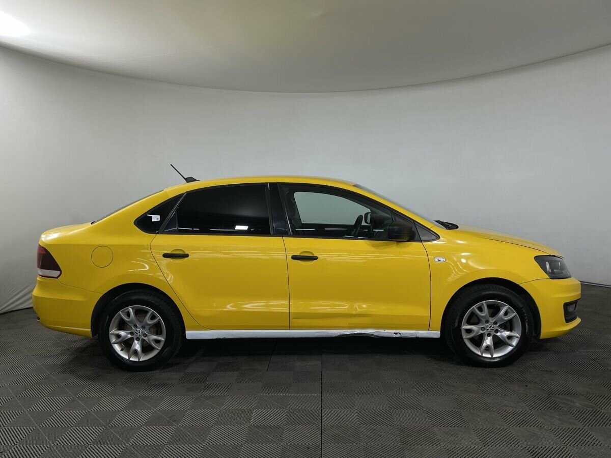 Фольксваген Поло б/у, 2017, Механическая. Фото: #3
