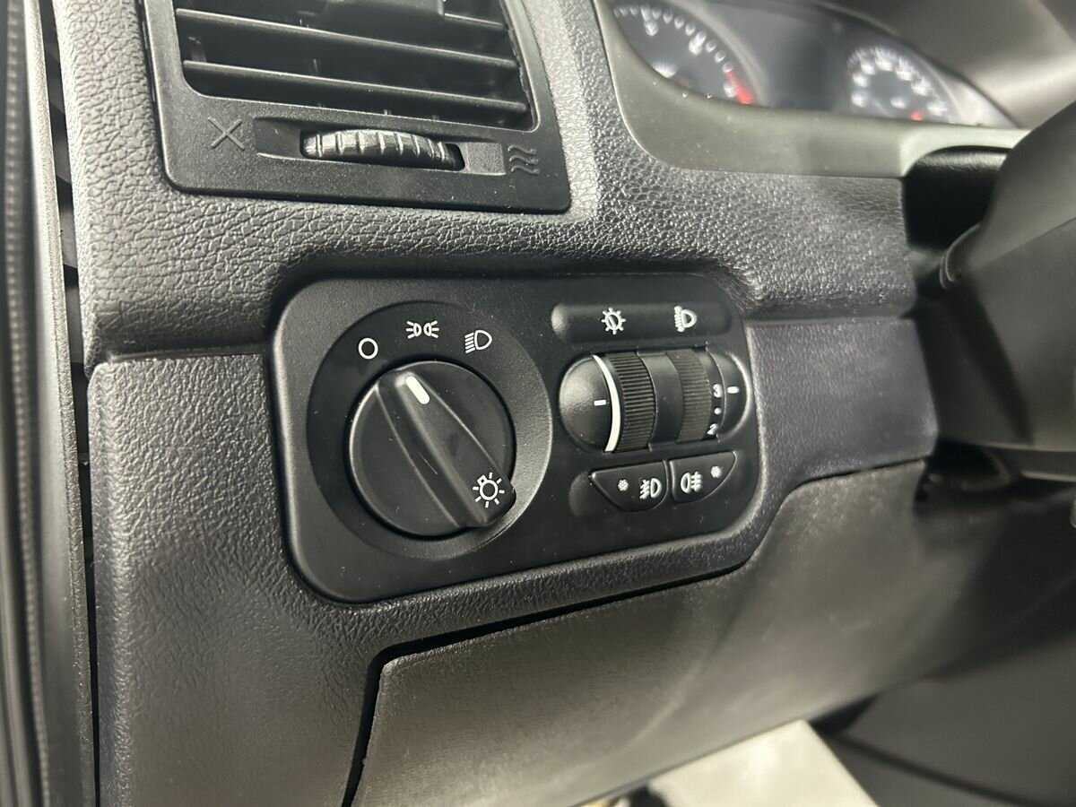 УАЗ Патриот б/у, 2016, Механическая. Фото: #8