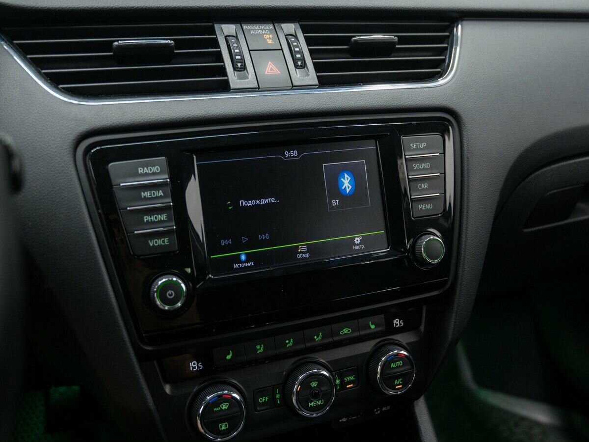 Шкода Октавия б/у, 2016, Роботизированная. Фото: #18