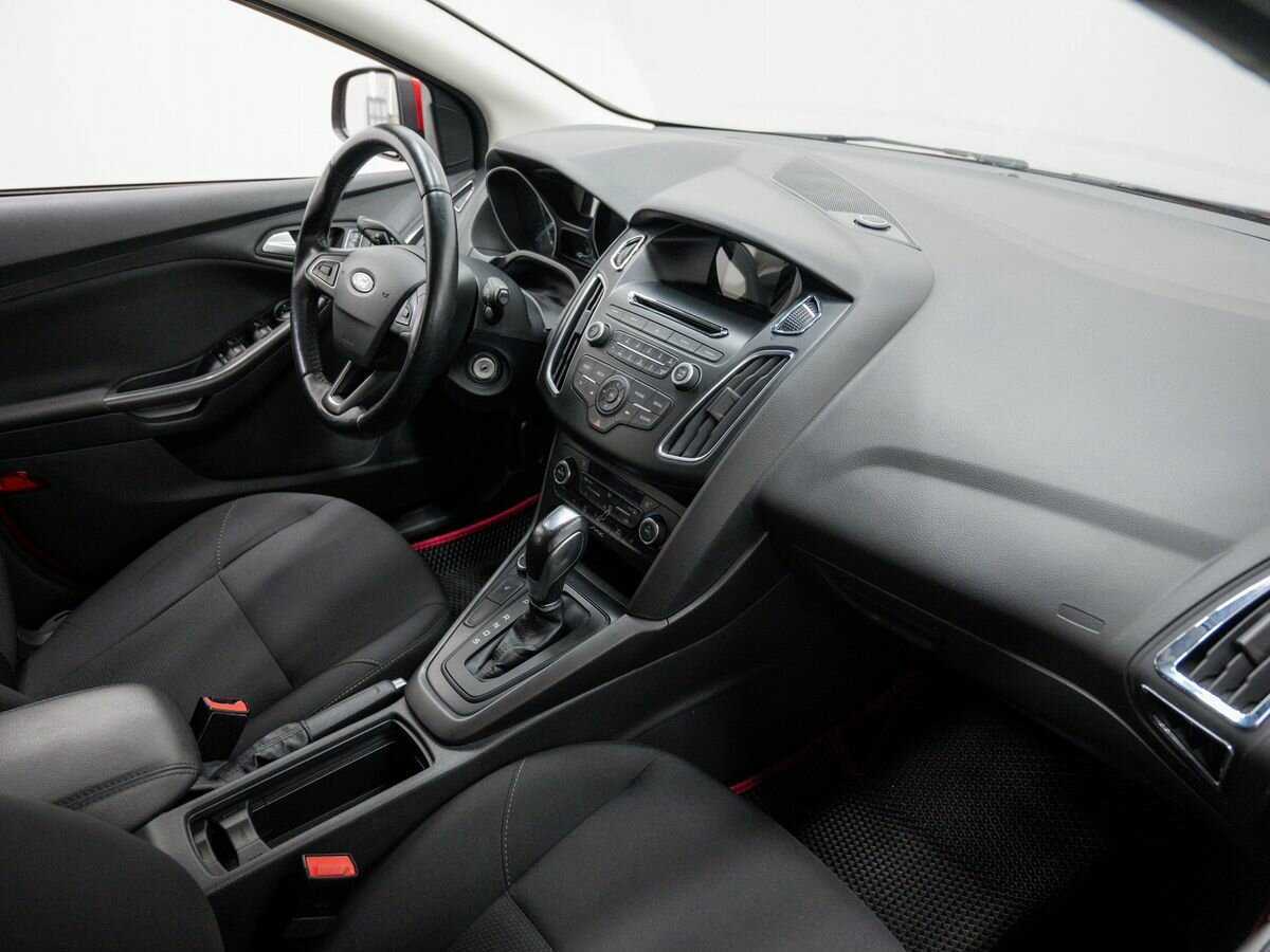 Форд Фокус б/у, 2016, Роботизированная. Фото: #6