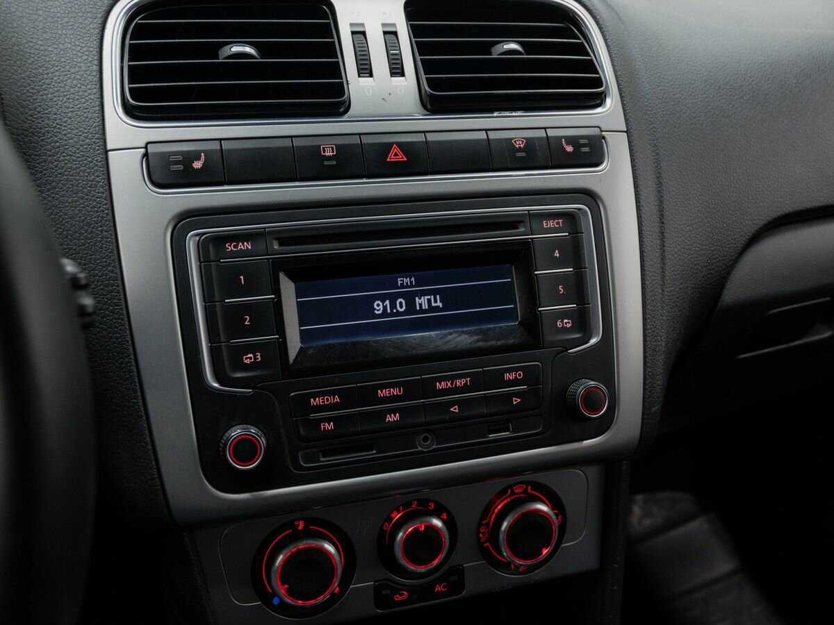 Фольксваген Поло б/у, 2013, Автоматическая. Фото: #16