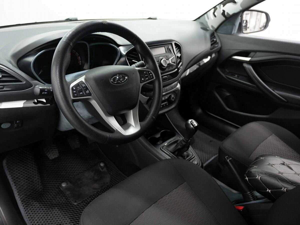 Лада (ВАЗ) Веста б/у, 2020, Механическая. Фото: #6