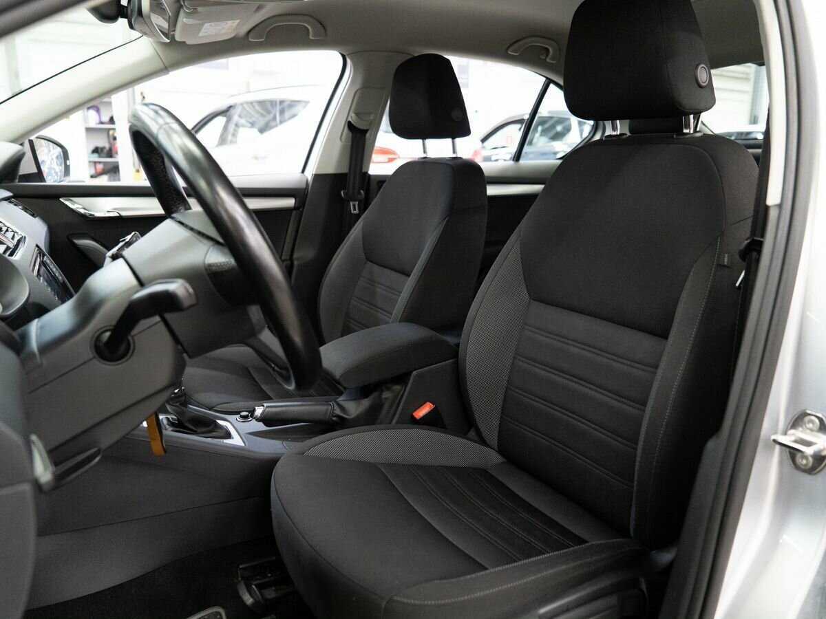 Шкода Октавия б/у, 2017, Роботизированная. Фото: #5