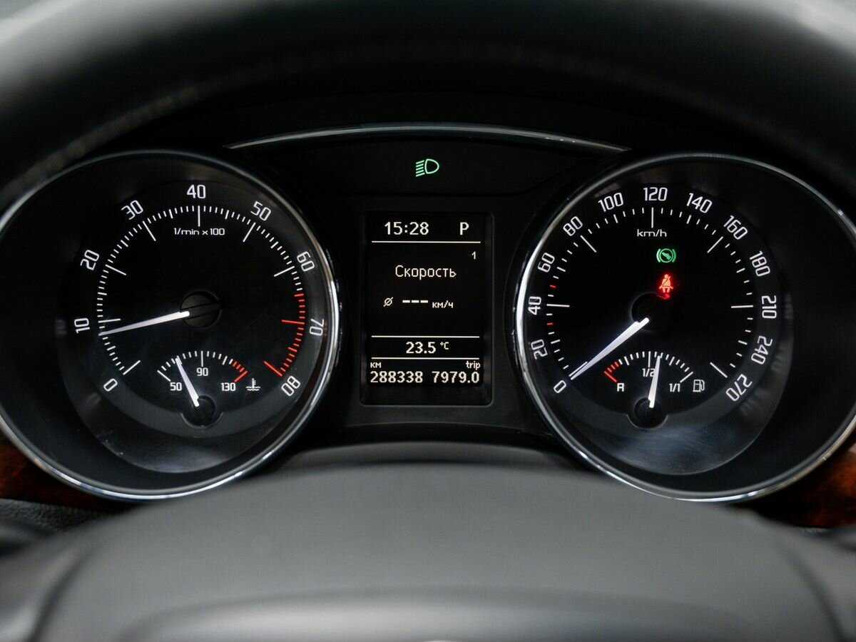 Шкода Суперб б/у, 2012, Автоматическая. Фото: #20