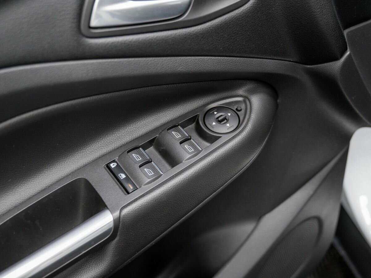 Форд Куга б/у, 2016, Автоматическая. Фото: #14