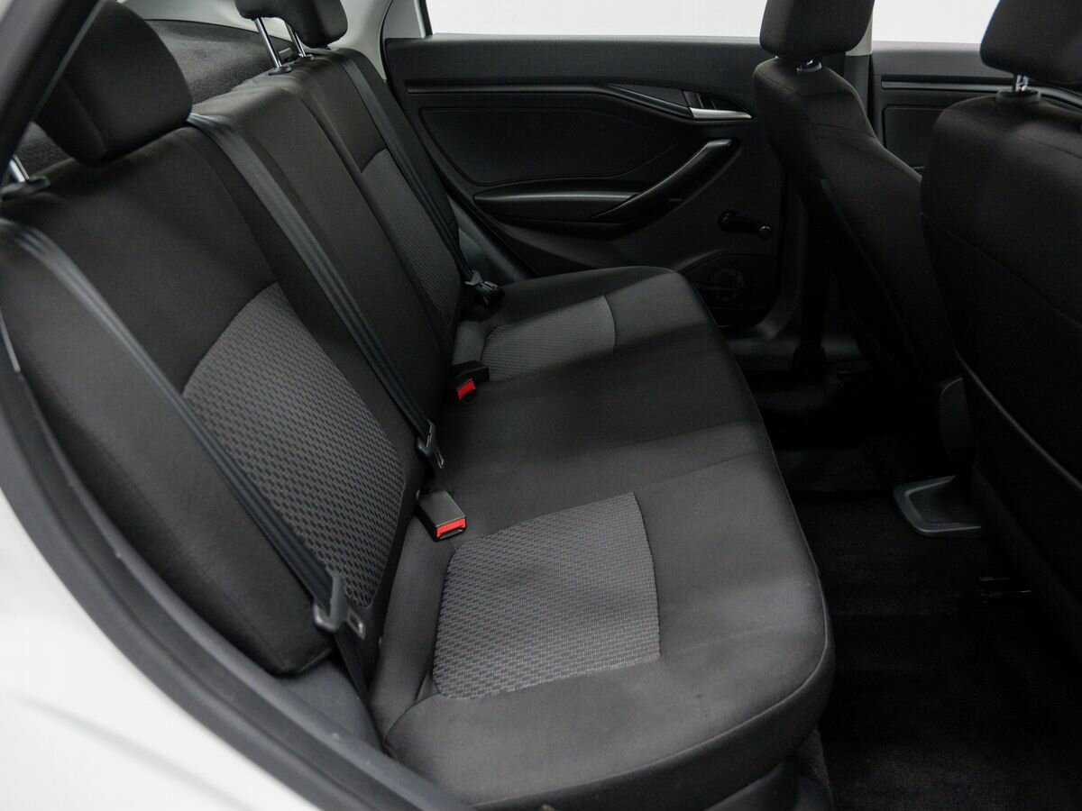 Лада (ВАЗ) Веста б/у, 2019, Механическая. Фото: #8