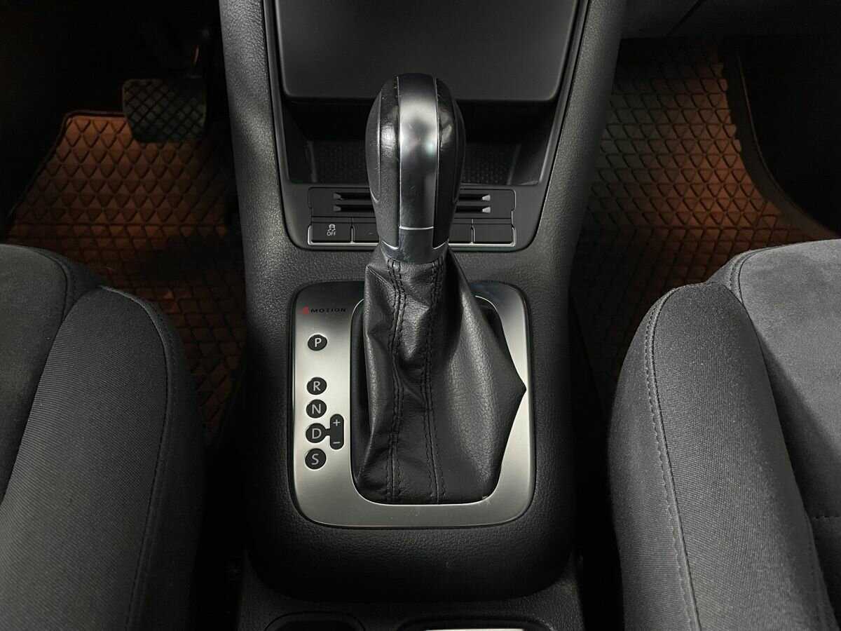 Фольксваген Тигуан б/у, 2012, Автоматическая. Фото: #12