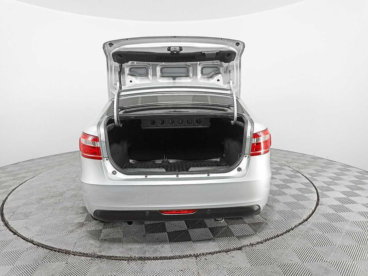 Лада (ВАЗ) Веста б/у, 2015, Механическая. Фото: #9