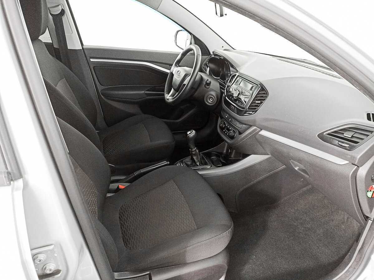 Лада (ВАЗ) Веста б/у, 2015, Механическая. Фото: #10