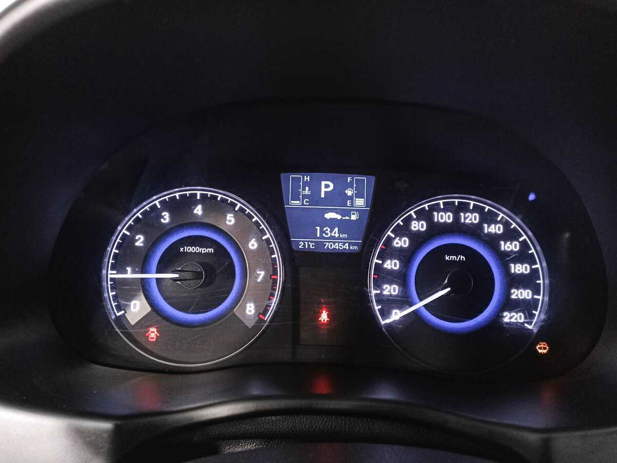 Хендай Солярис б/у, 2015, Автоматическая. Фото: #9