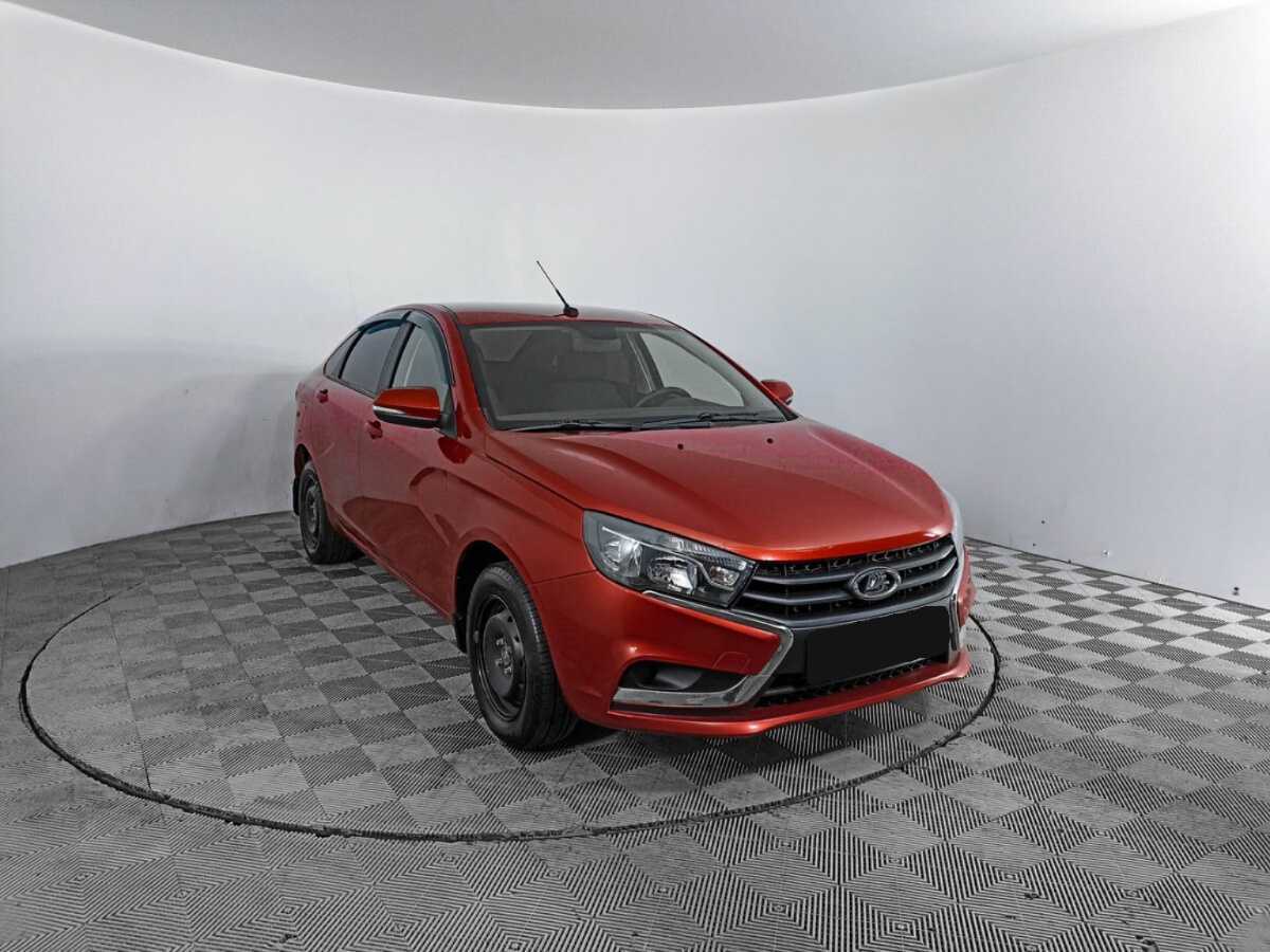 Лада (ВАЗ) Веста б/у, 2017, Механическая. Фото: #2