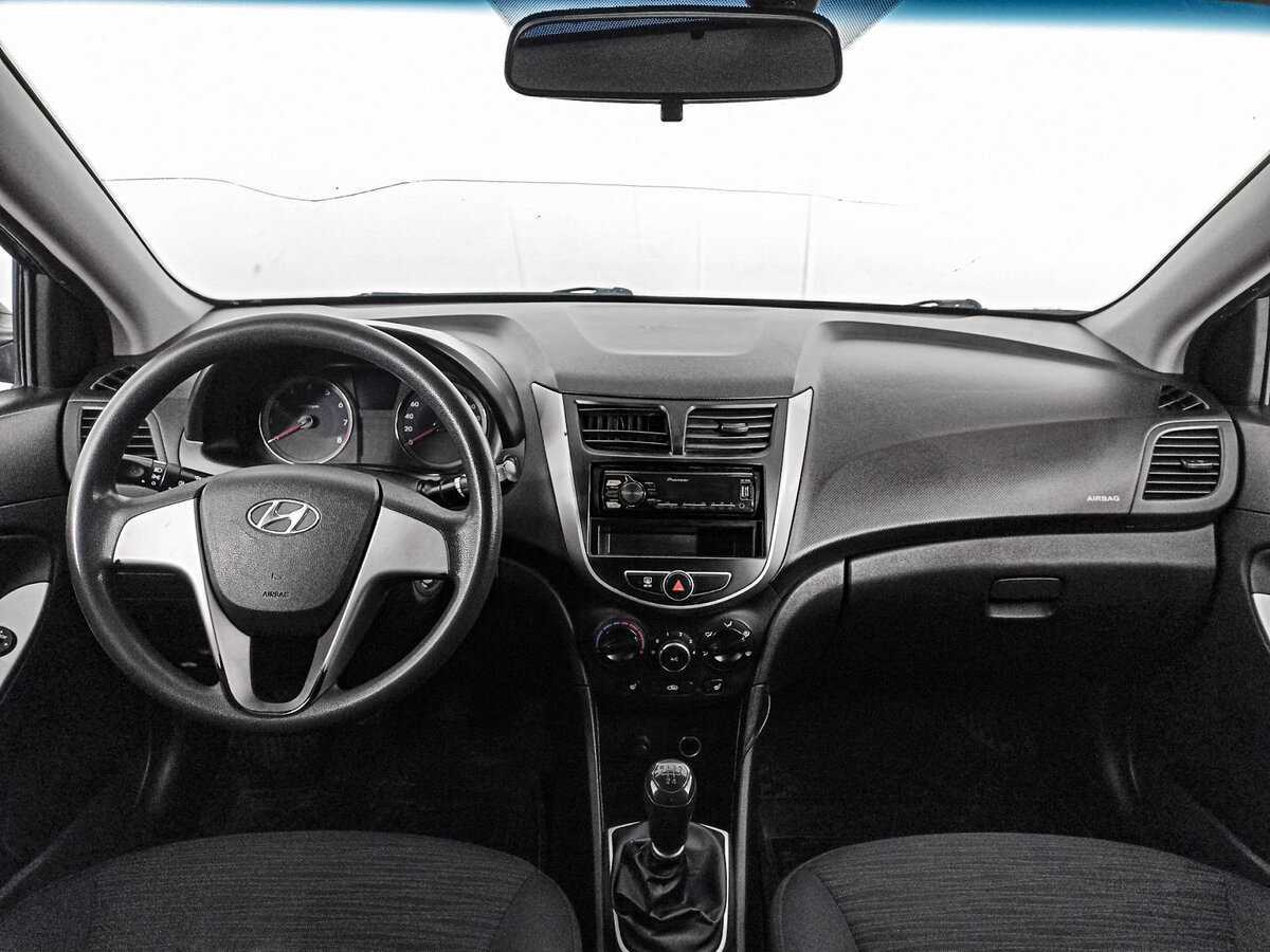 Хендай Солярис б/у, 2015, Механическая. Фото: #11