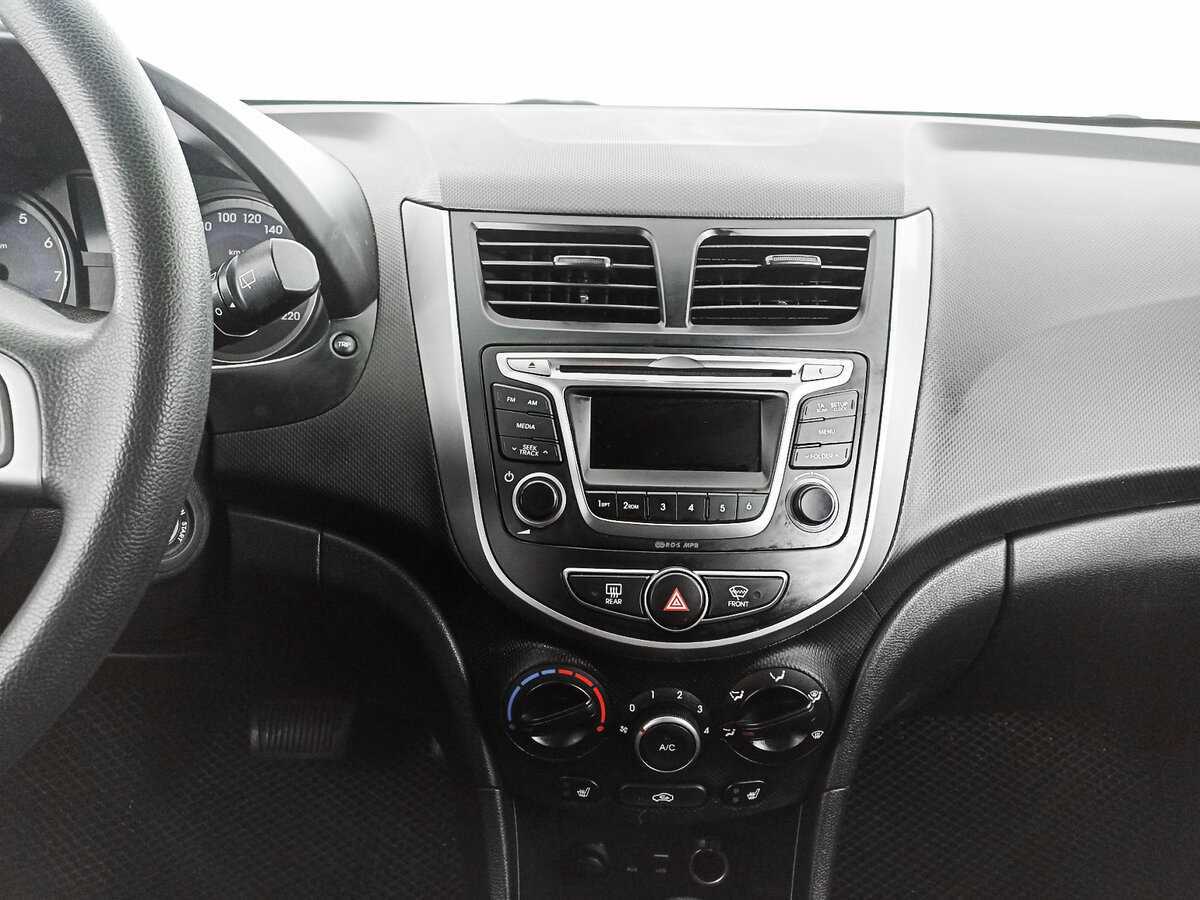 Хендай Солярис б/у, 2015, Автоматическая. Фото: #10