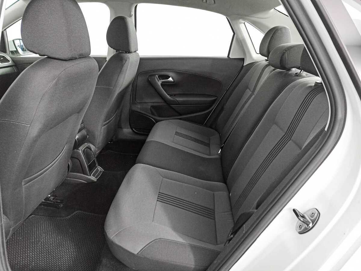 Фольксваген Поло б/у, 2017, Механическая. Фото: #9