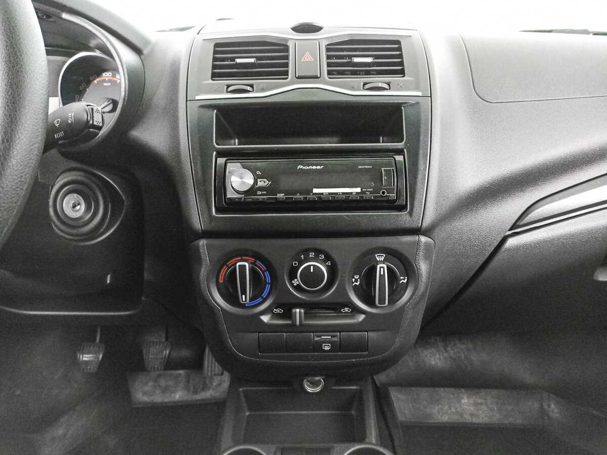 Лада (ВАЗ) Гранта б/у, 2019, Механическая. Фото: #12