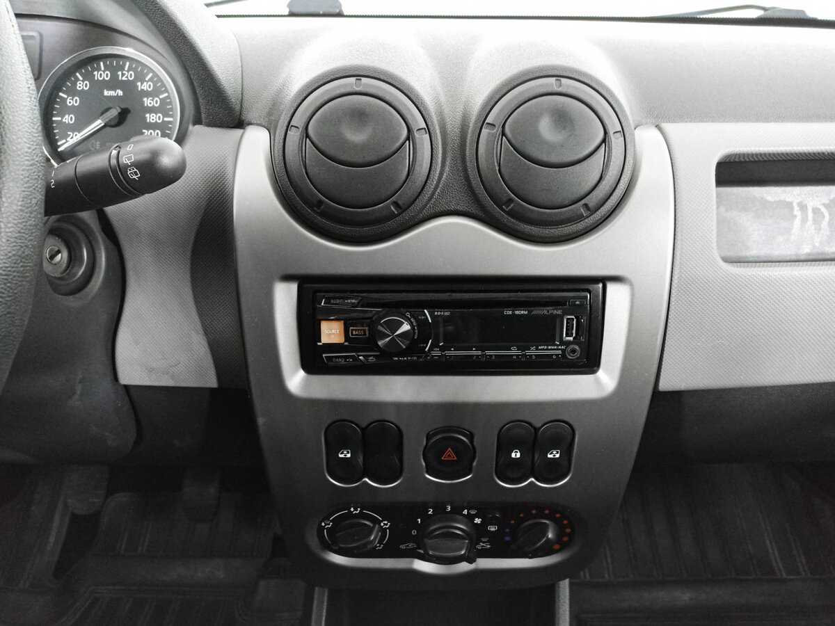 Рено Сандеро б/у, 2014, Механическая. Фото: #11