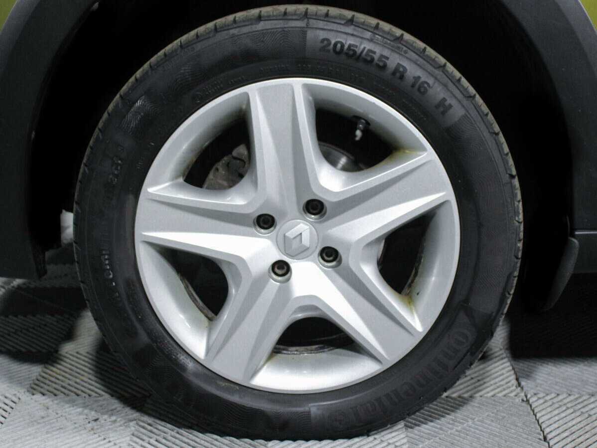 Рено Сандеро б/у, 2017, Механическая. Фото: #13