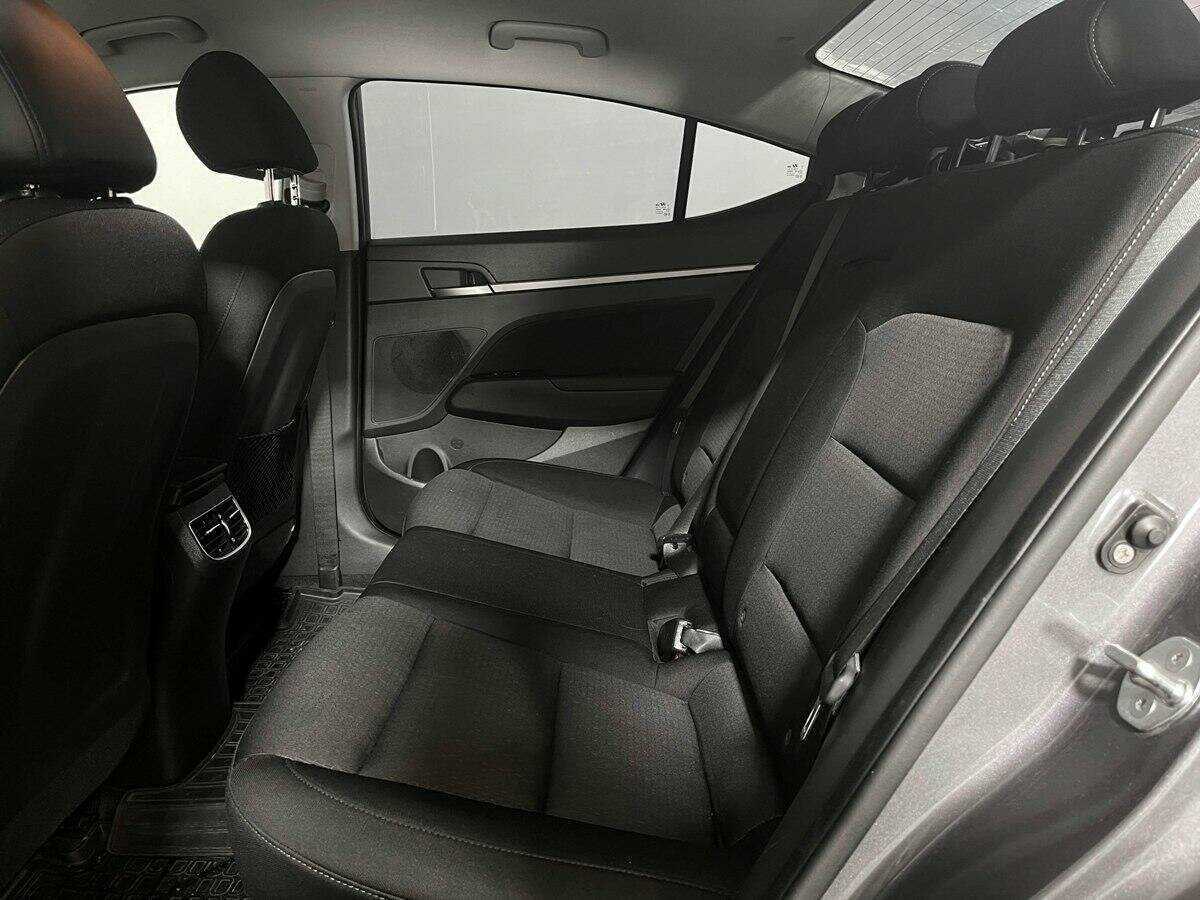 Хендай Елантра б/у, 2018, Автоматическая. Фото: #9