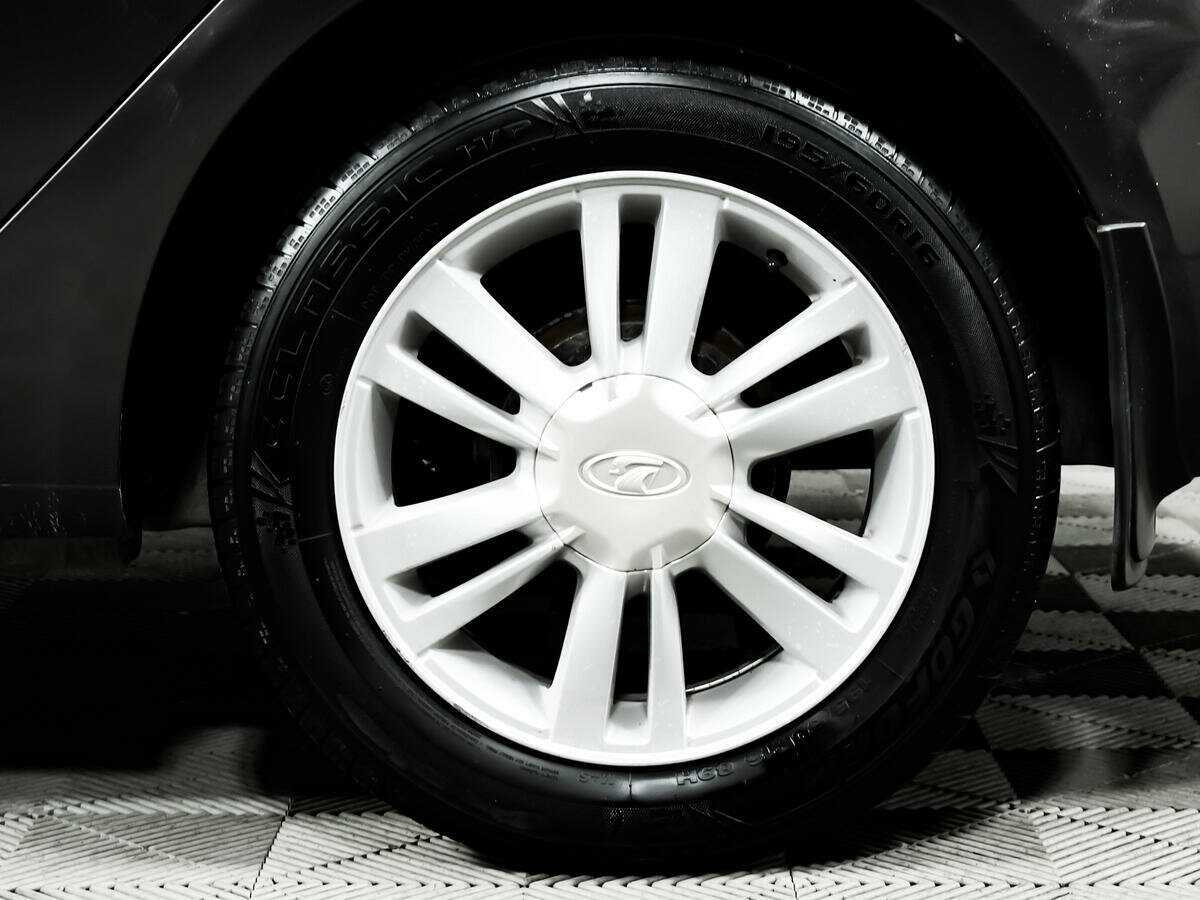 Лада (ВАЗ) Веста б/у, 2017, Механическая. Фото: #13