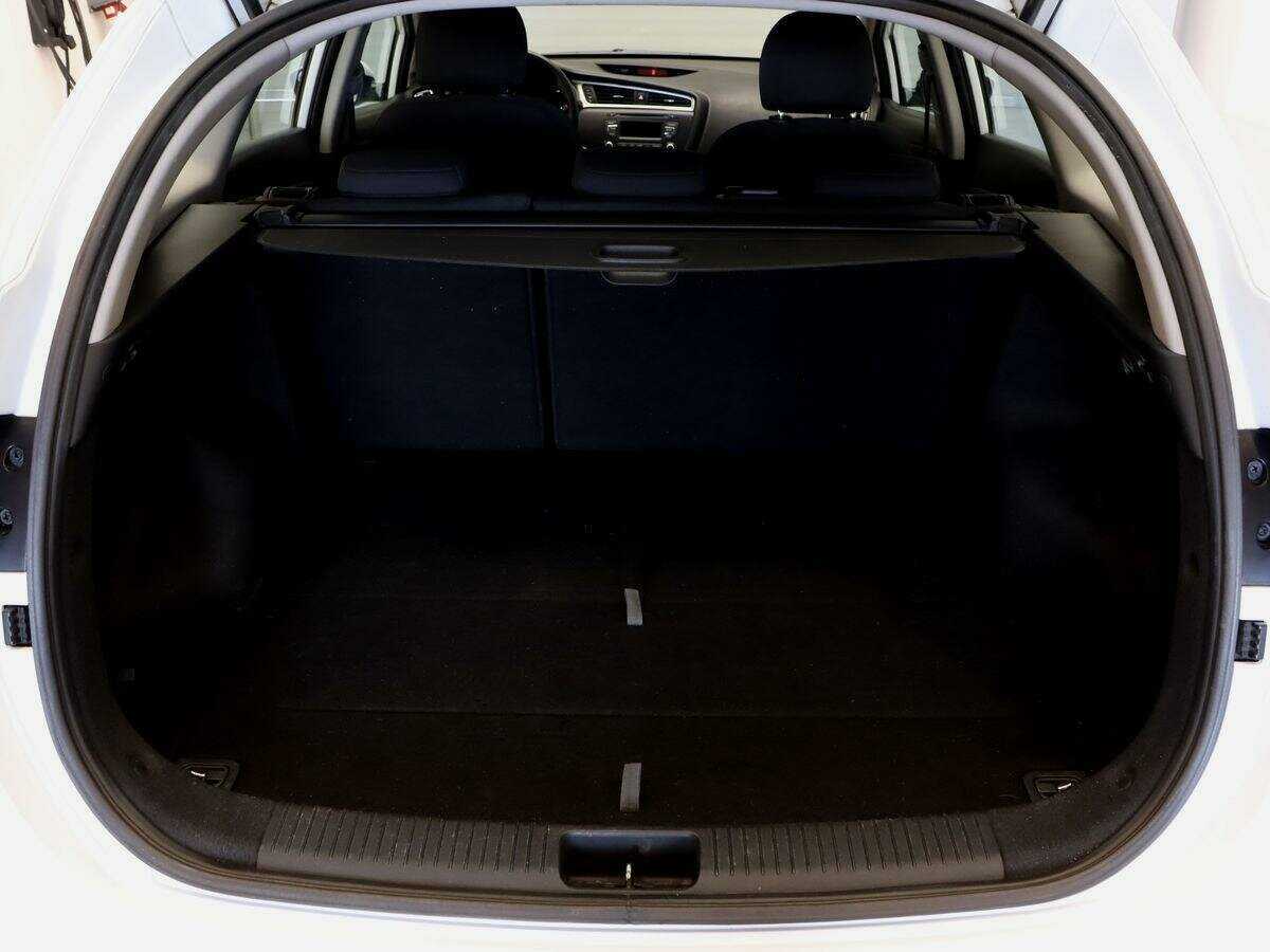 Киа Сид б/у, 2018, Механическая. Фото: #12