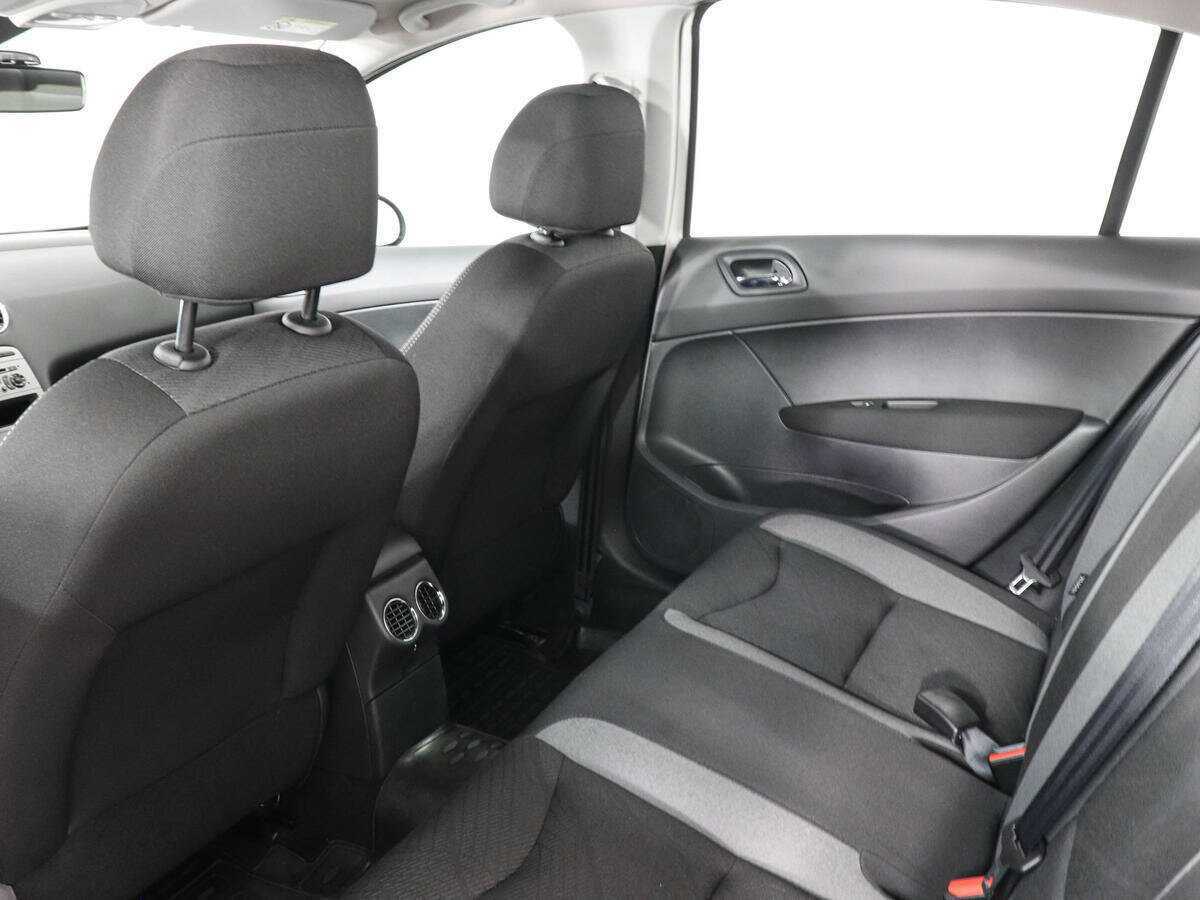 Пежо 408 б/у, 2016, Автоматическая. Фото: #11