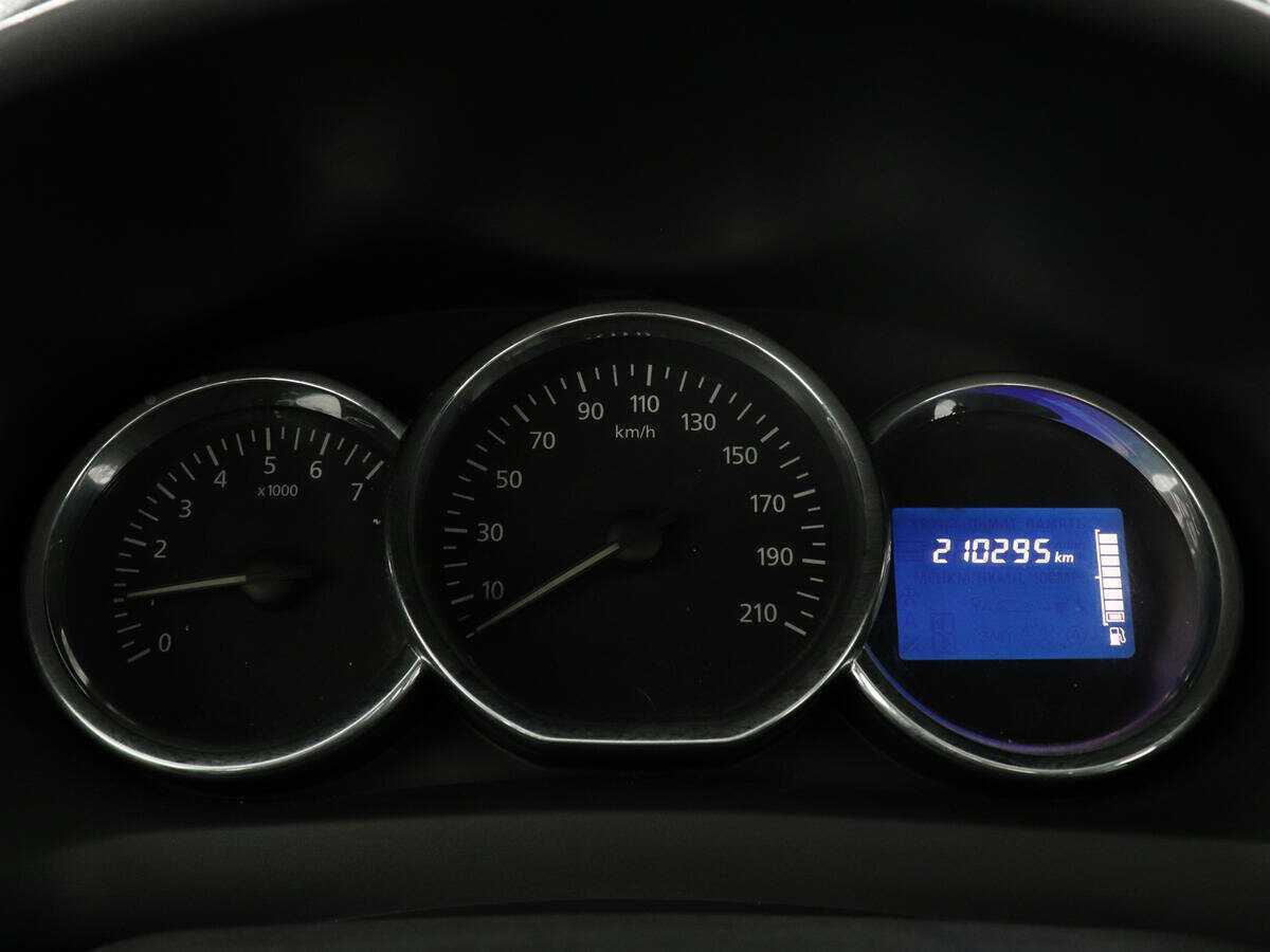 Рено Логан б/у, 2014, Механическая. Фото: #6