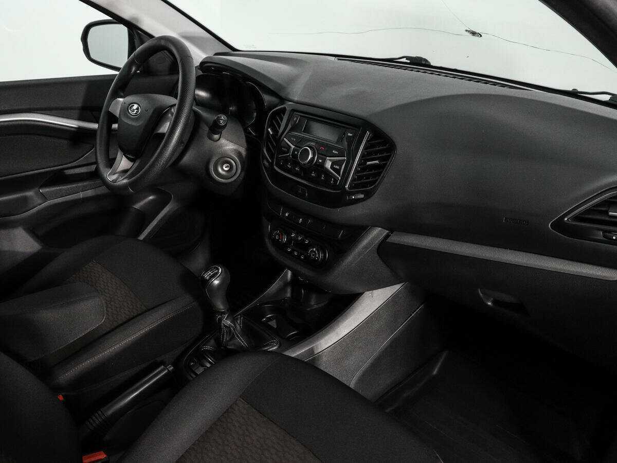 Лада (ВАЗ) Веста б/у, 2017, Механическая. Фото: #8