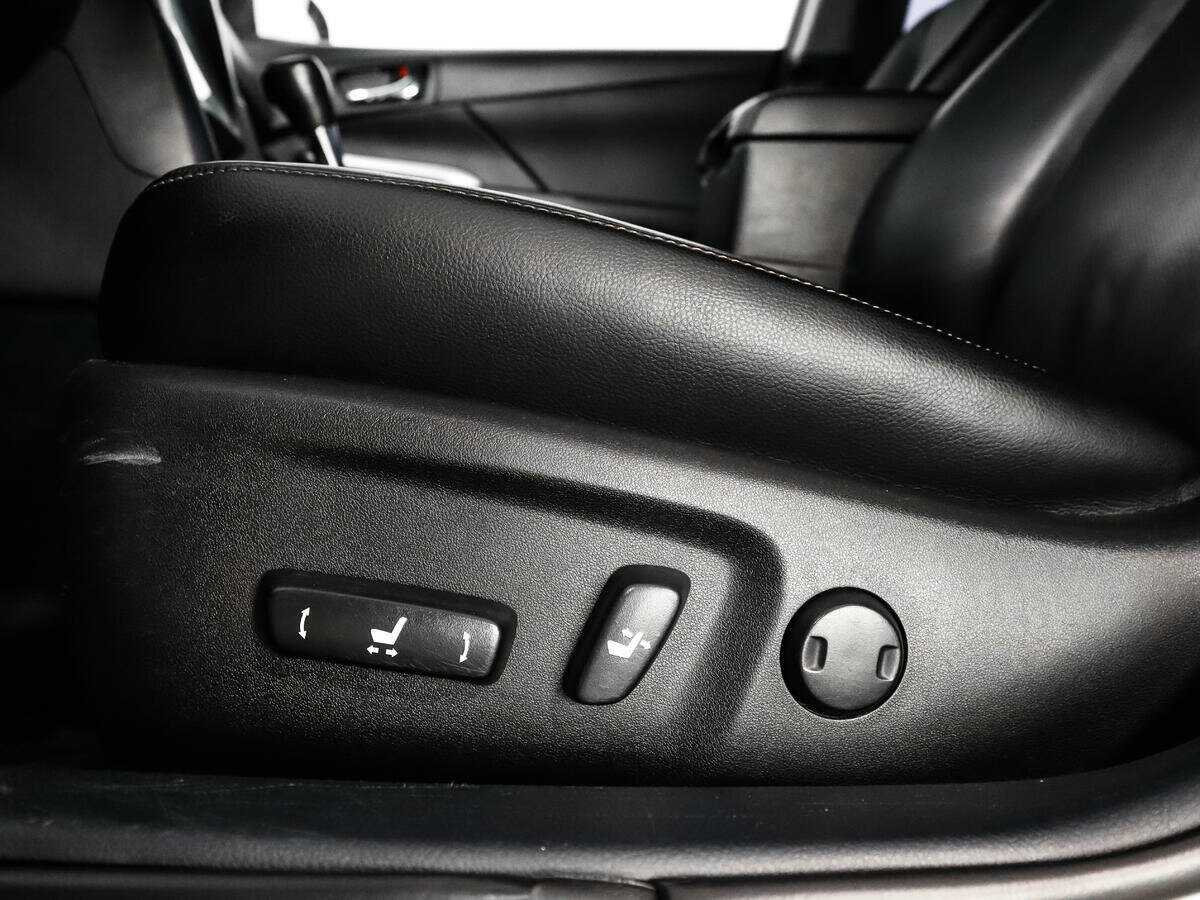 Тойота Камри б/у, 2014, Автоматическая. Фото: #9